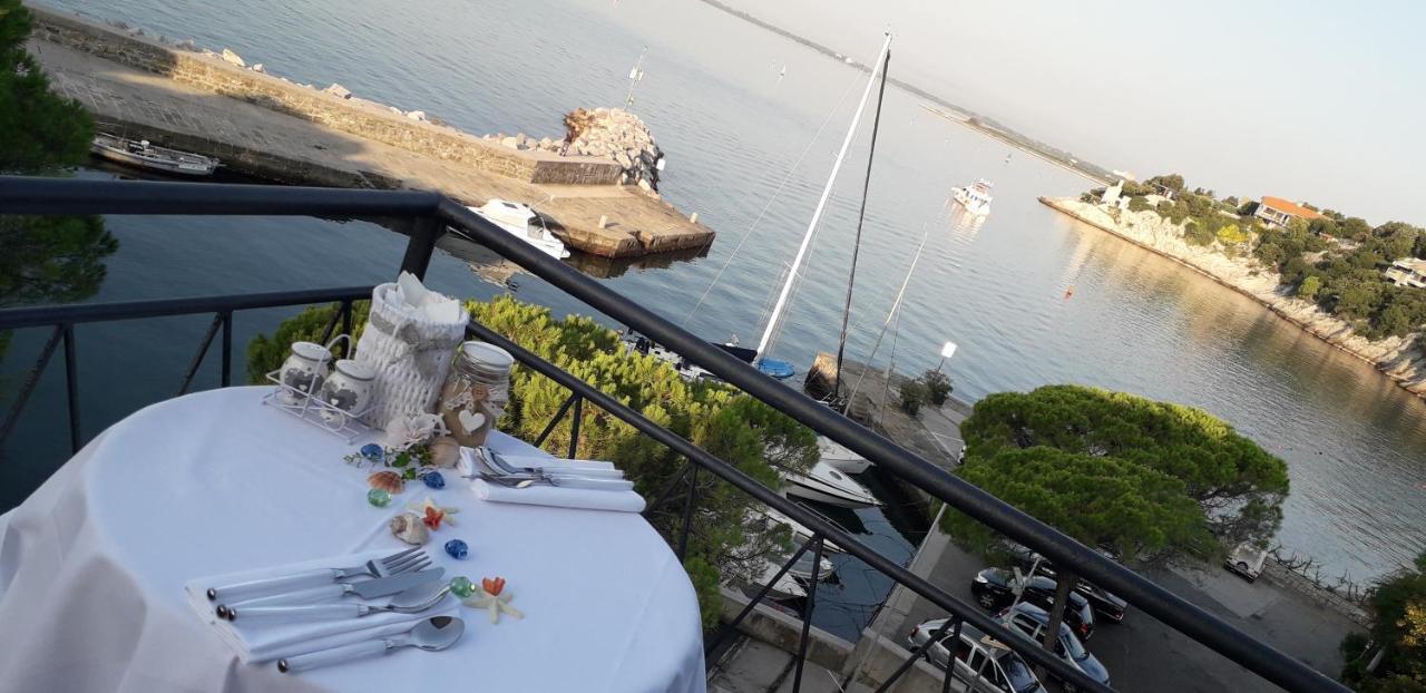 Villa Mira Bed And Breakfast Duino Exterior photo